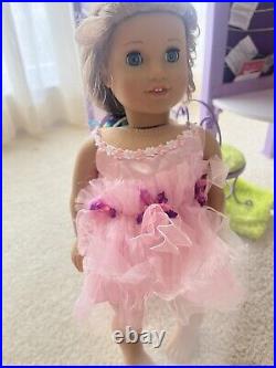 Mckenna american girl doll set Plus accessories