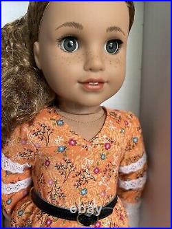 NIB American Girl 18 Doll Evette Medium Skin Curly Carmel Hair Gray Eyes WBU