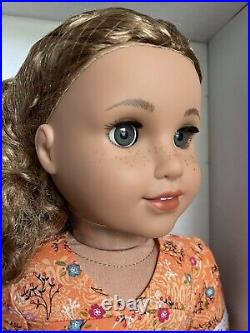 NIB American Girl 18 Doll Evette Medium Skin Curly Carmel Hair Gray Eyes WBU