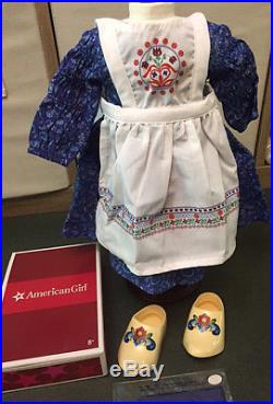 New! American Girl RETIRED Kirsten's BAKING outfit NIB RARE