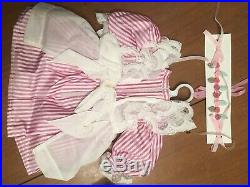 Original American Girl Doll Samantha With 4 Additional Outfits