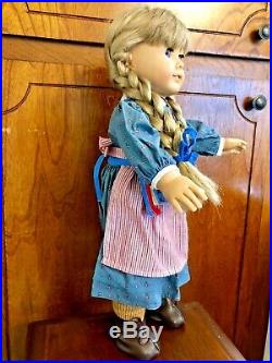 PLEASANT COMPANY American Girl 18 KIRSTEN Doll in MEET OUTFIT Pre-Mattel