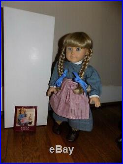 PLEASANT COMPANY American Girl Kirsten Doll in Original White Box Meet Outfit