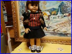 Pleasant Company American Girl brown Body MOLLY in Meet Outfit
