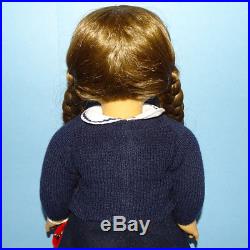 Pleasant Company Pristine American Girl Molly Doll in Made Hungary Meet Outfit