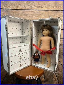 Pleasant Company Trunk Molly McIntyre Doll & Mini American Girl