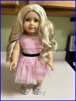 Retired American Girl Doll Caroline Abbott In New Condition