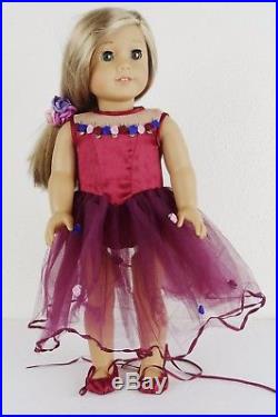 Retired American Girl Doll Isabelle 2014 GOTY with 3 Outfits + cat