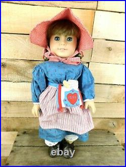 Retired American Girl Pleasant Company Kirsten Doll in Meet Outfit